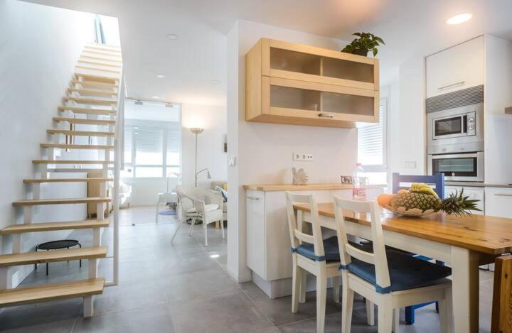 Estudio Con Terraza Vistas Al Mar Apartment *